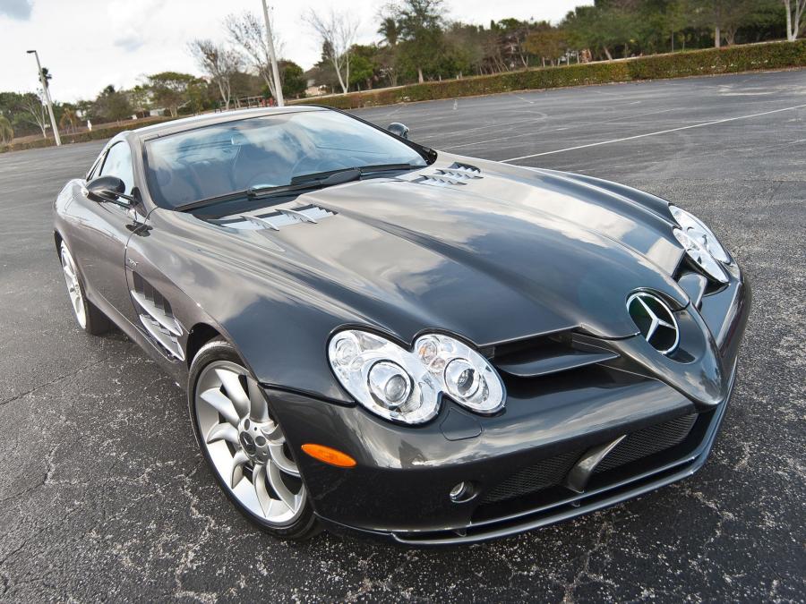  Mercedes-Benz SLR McLaren 2004 года  (US) (фото 19 из 22)